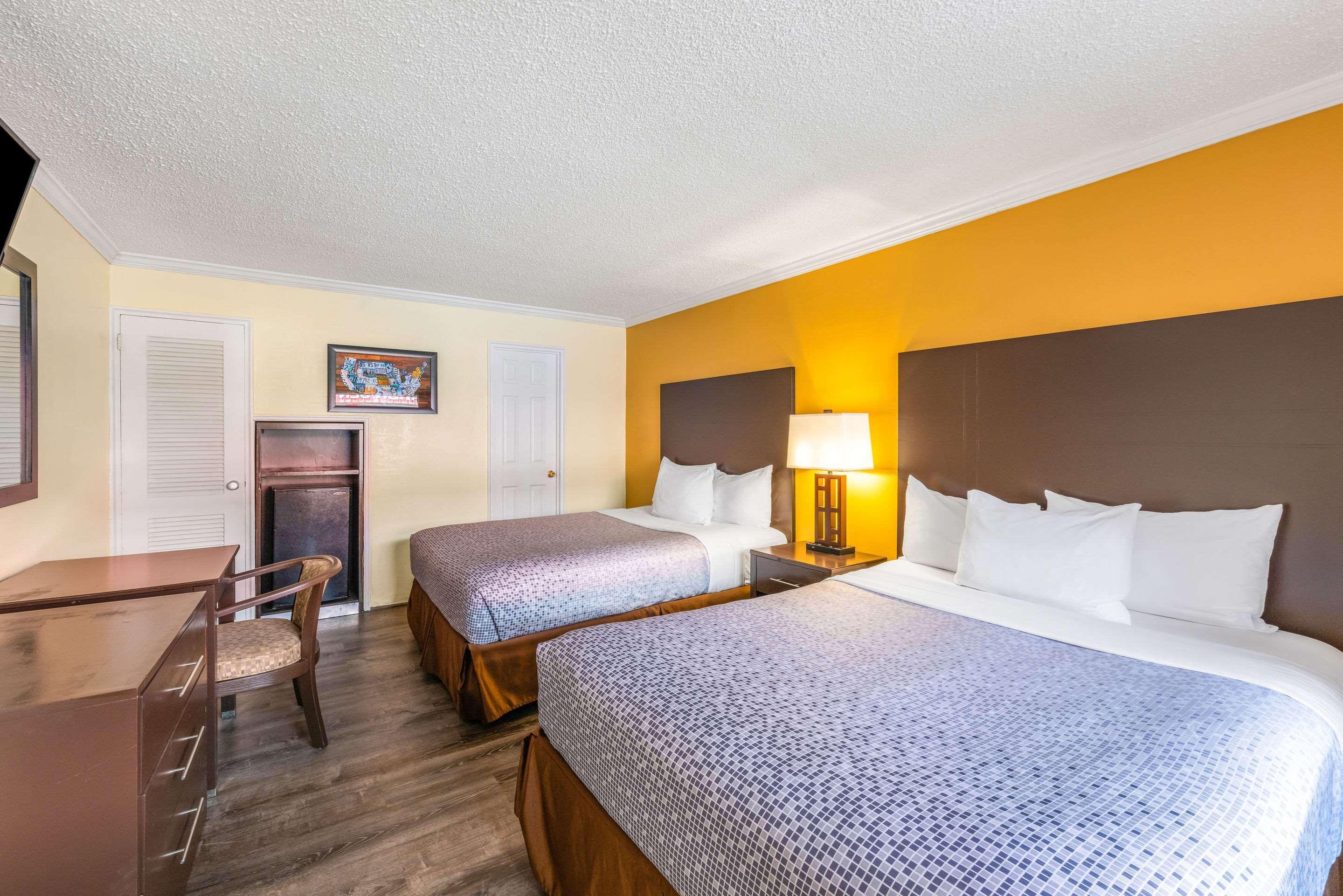 Econo Lodge Beach And Boardwalk Atlantic City Kültér fotó